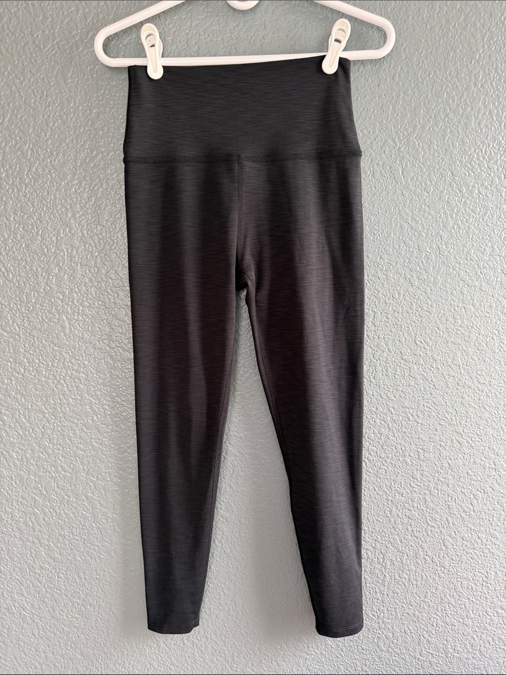 Beyond Yoga Black space-dye High-Waist Active Leggings Ribbed Fabric
